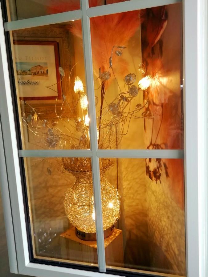 Le Merle Blanc Louchats Hotel Екстериор снимка