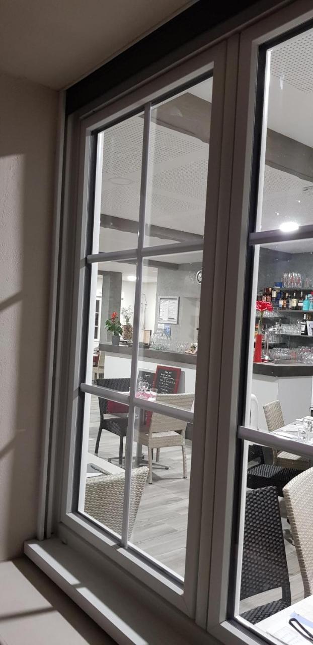 Le Merle Blanc Louchats Hotel Екстериор снимка