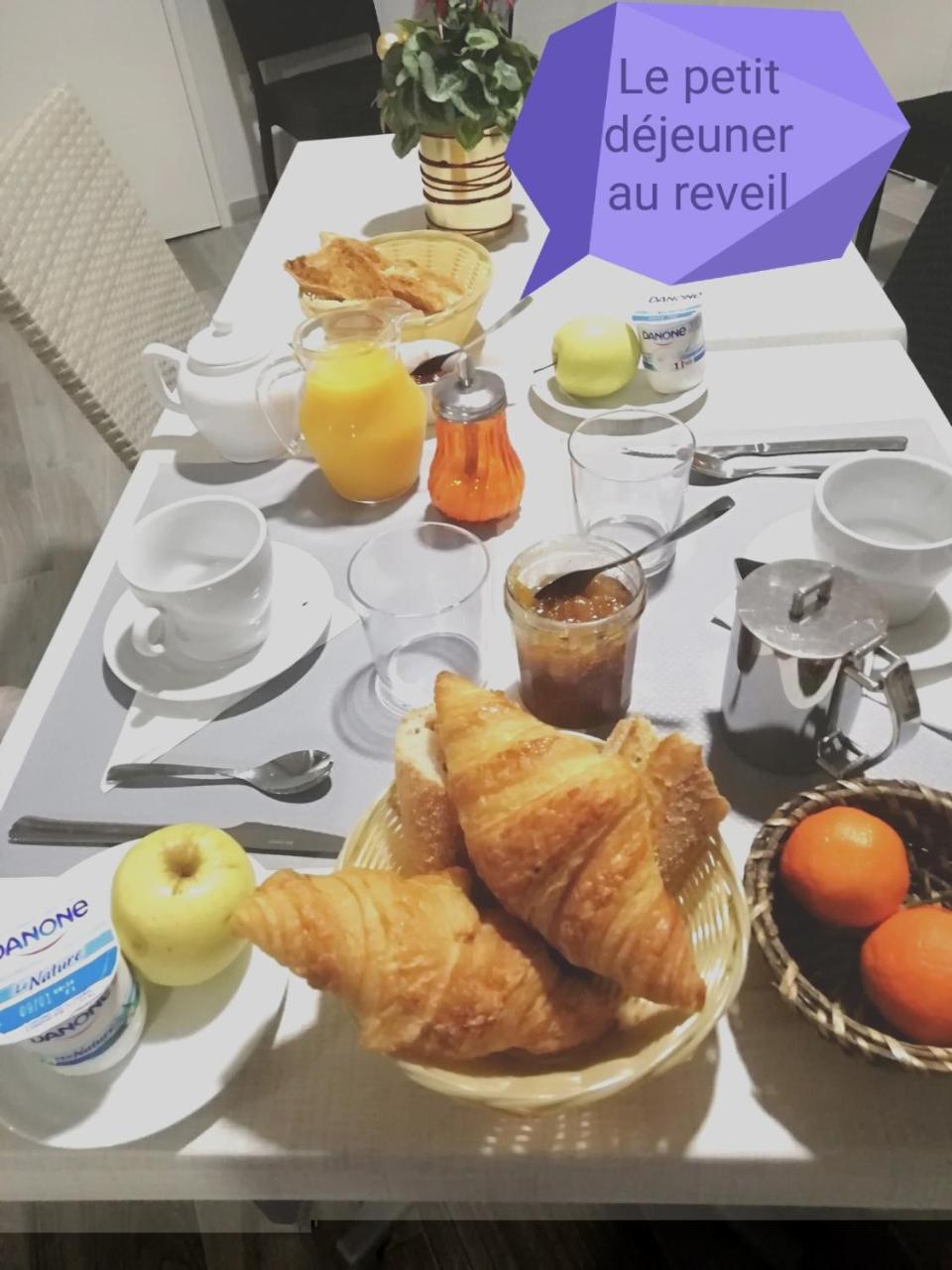 Le Merle Blanc Louchats Hotel Екстериор снимка