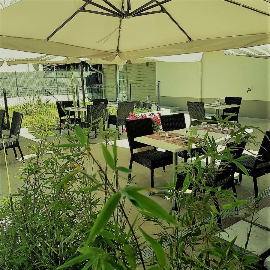 Le Merle Blanc Louchats Hotel Екстериор снимка