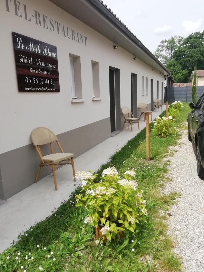 Le Merle Blanc Louchats Hotel Екстериор снимка